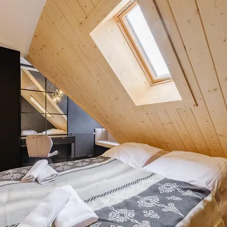 Domek Giewont 公寓 扎科帕内
